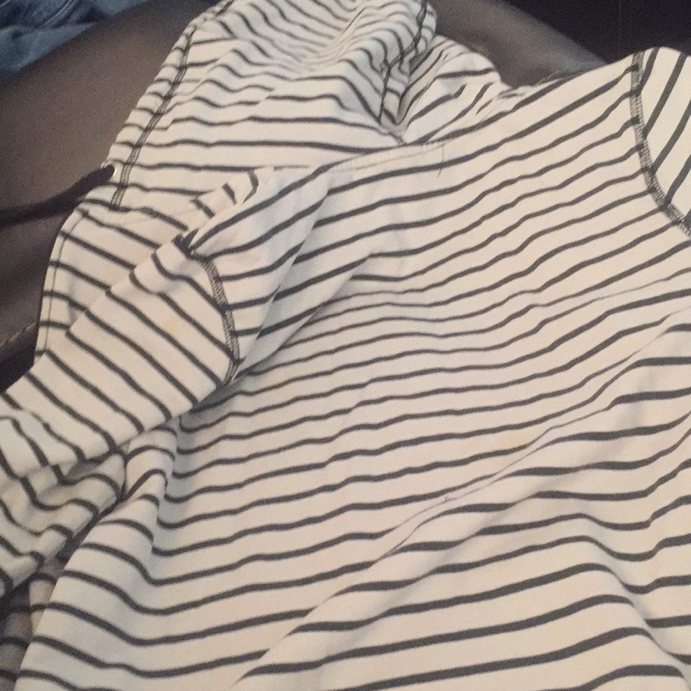 Sweater - Picture 3 of 3